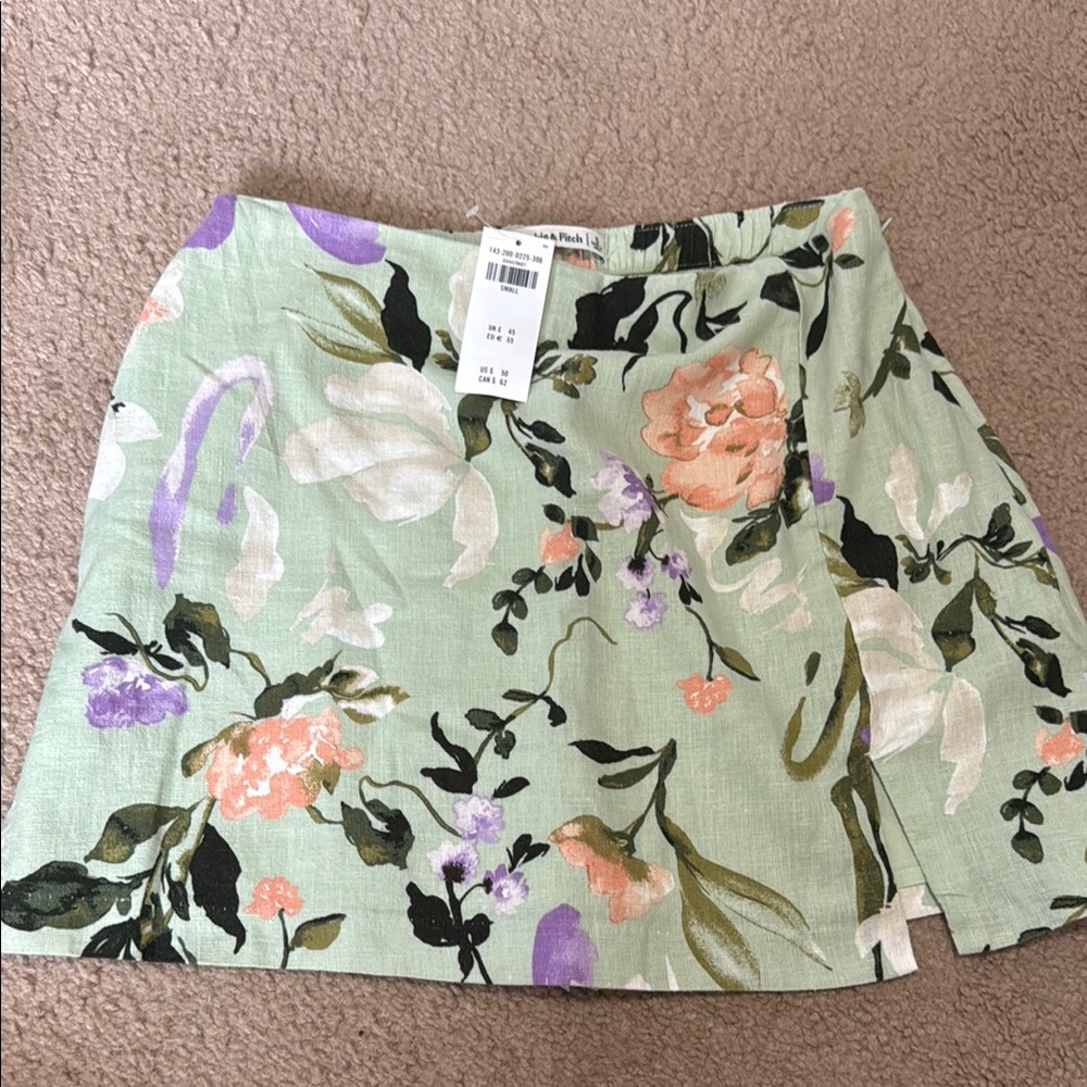 NWT Abercrombie & Fitch Green Floral Mini Skirt Linen